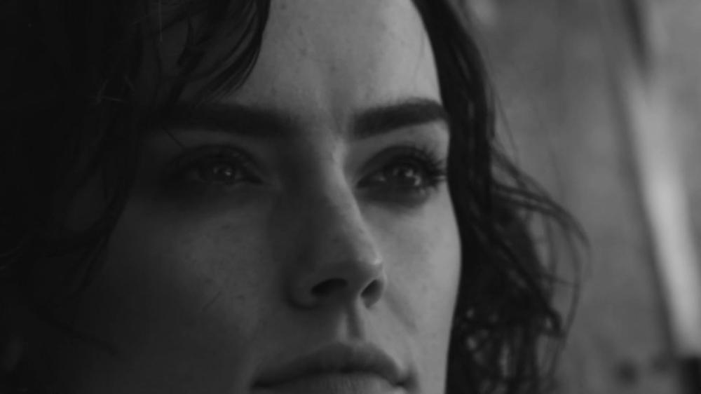 Daisy_Ridley_for_GQUK21_1080p_035.jpg