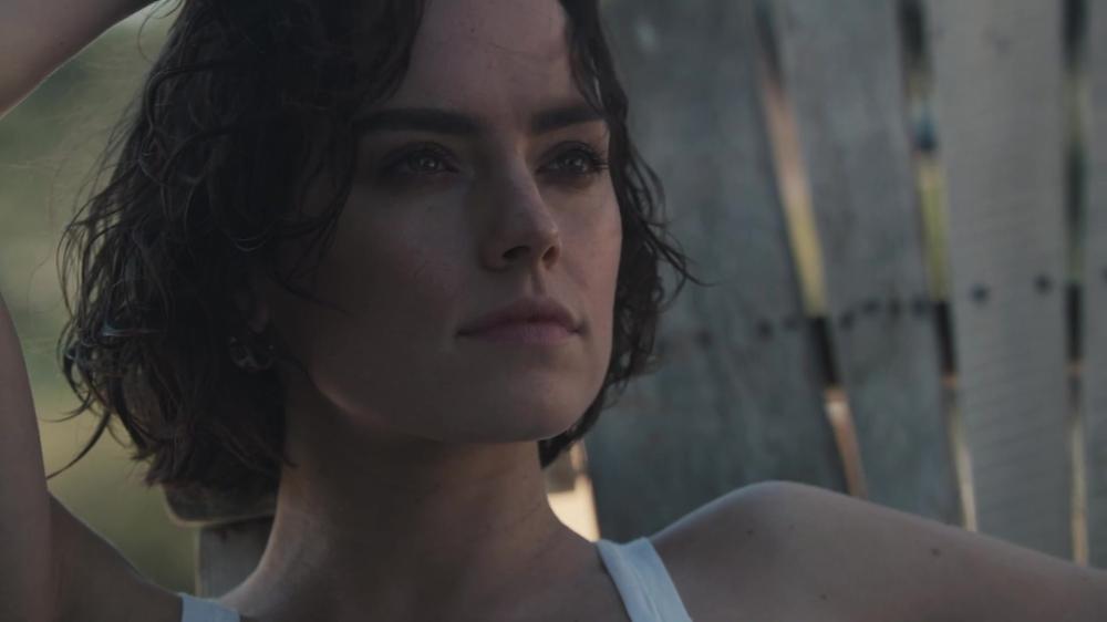 Daisy_Ridley_for_GQUK21_1080p_037.jpg
