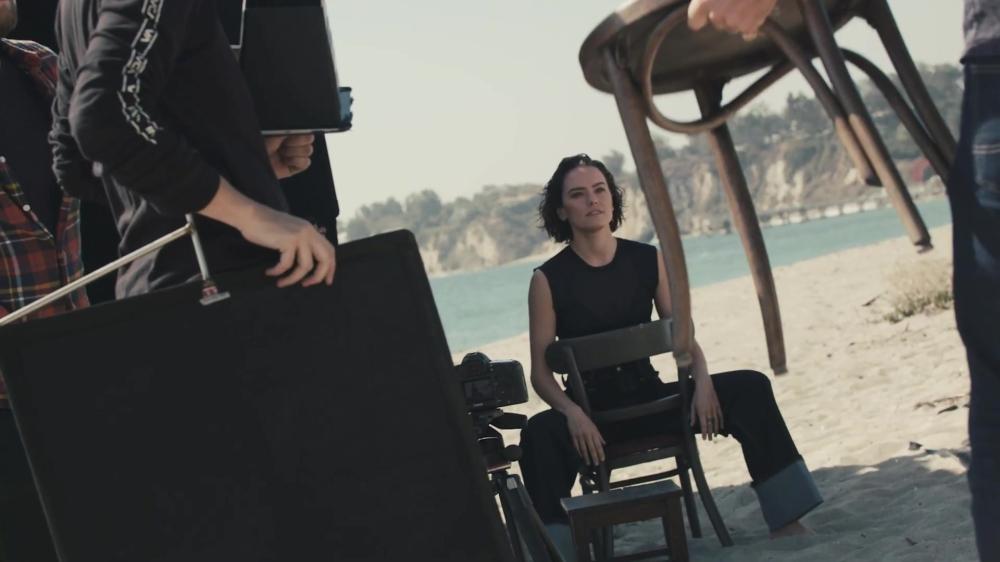 Click to view full size image
==============
Daisy_Ridley_for_GQUK21_1080p_092.jpg Daisy_Ridley_for_GQUK21_1080p_092.jpg