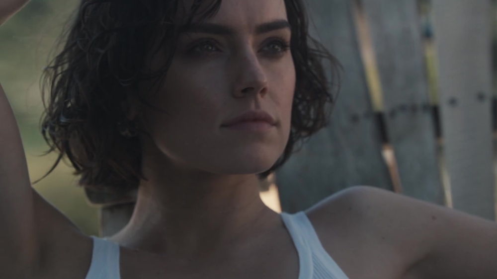 Daisy_Ridley_for_GQUK21_1080p_033.jpg
